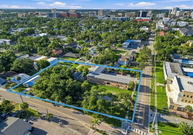1st image of 918 Orange Ave, Sarasota, FL 34236 | MLS# A4701380