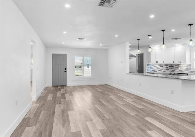 4th image of 4390 6Th Isle Dr, Hernando Beach, FL 34607 | MLS# TB8533700