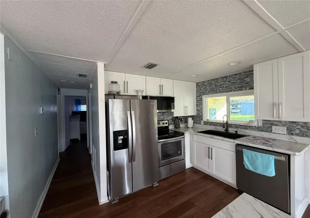 Photo 4 of Manufactured home for sale at 48 S Bobwhite Rd, Wildwood, FL 34785 | MLS# G5115677 | Listing updated on 2026-08-03