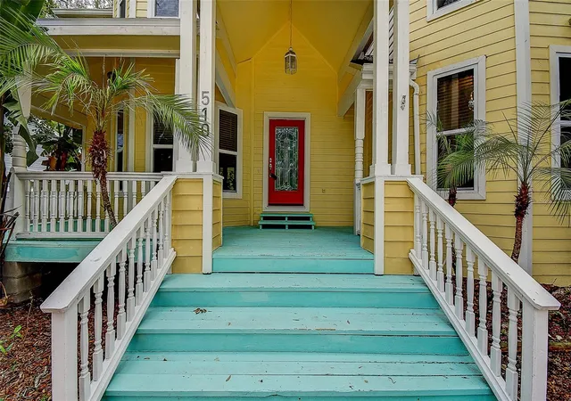 Photo 3 of Single family home for sale at 510 Wideview Ave, Tarpon Springs, FL 34689 | MLS# TB8533714 | Listing updated on 2026-09-22
