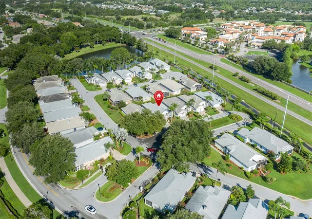 Photo 3 of Single family home for sale at 1239 Stadler Dr, Trinity, FL 34655 | MLS# W7888067 | Listing updated on 2026-08-07