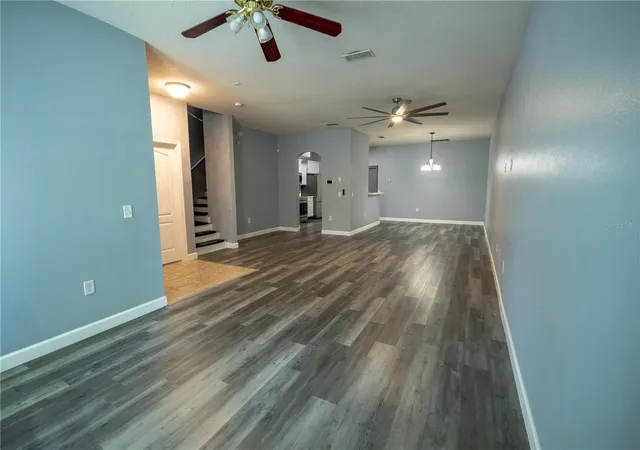 Photo 4 of Townhouse for sale at 2431 Grasmere View Pkwy N, Kissimmee, FL 34746 | MLS# O6429019 | Listing updated on 2026-09-16