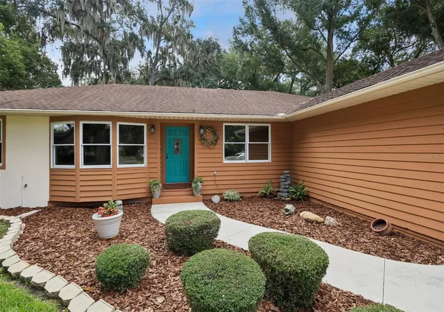 4th image of 480 Lake Forest Cir, Mount Dora, FL 32757 | MLS# G5115682