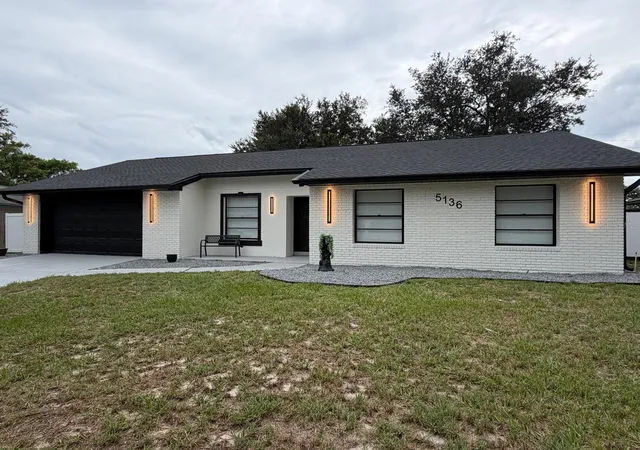 Photo 2 of Single family home for sale at 5136 Nadine St, Orlando, FL 32807 | MLS# O6429027 | Listing updated on 2026-09-14