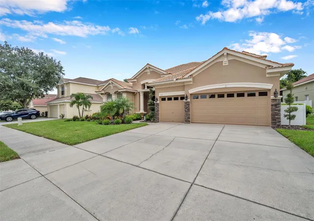 Photo 5 of Single family home for sale at 11519 Belle Hvn Dr, New Port Richey, FL 34654 | MLS# TB8533732 | Listing updated on 2026-08-31
