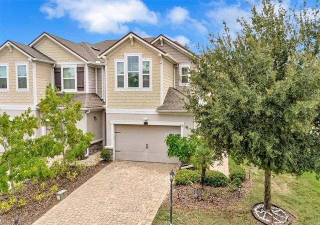 Photo 4 of Townhouse for sale at 12220 Trailhead Dr, Bradenton, FL 34211 | MLS# A4701396 | Listing updated on 2026-08-30