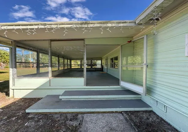 Photo 3 of Manufactured home for sale at 6300 W Linden Dr, Homosassa, FL 34446 | MLS# TB8533742 | Listing updated on 2026-08-08