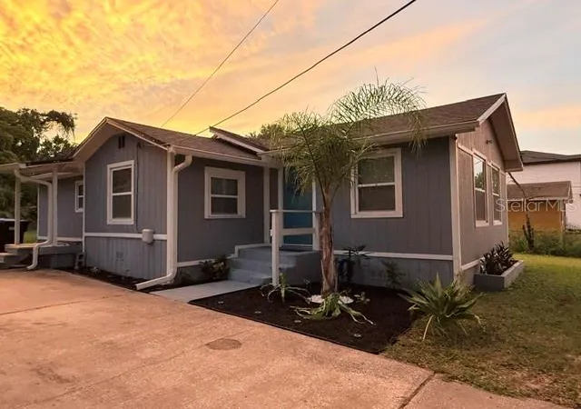 Photo 1 of Sale Pending at 438 S Hudson St, Orlando, FL 32835 | MLS# S5154604 | Listing updated on 2026-08-27