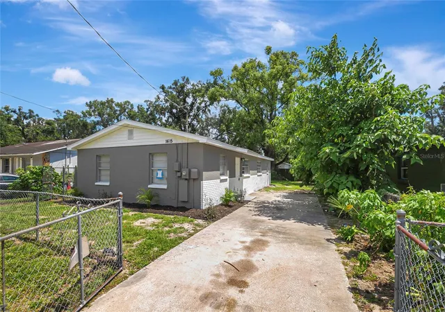 Photo 1 of Single family home for sale at 1615 E Sitka St, Tampa, FL 33604 | MLS# TB8533746 | Listing updated on 2026-08-26