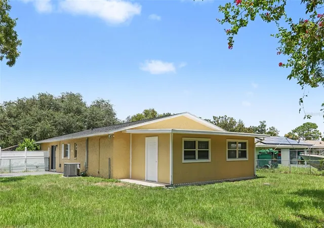 15th image of 483 Water Run, Ocala, FL 34472 | MLS# O6429051
