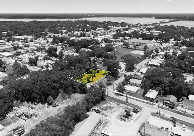 Photo 4 of Land for sale at 219 S 10th Street, Palatka, FL 32177 | MLS# OM729388 | Listing updated on 2026-08-04