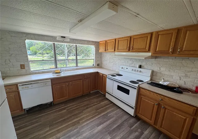 2nd image of 11351 S Ann Pt, Homosassa, FL 34448 | MLS# W7888070