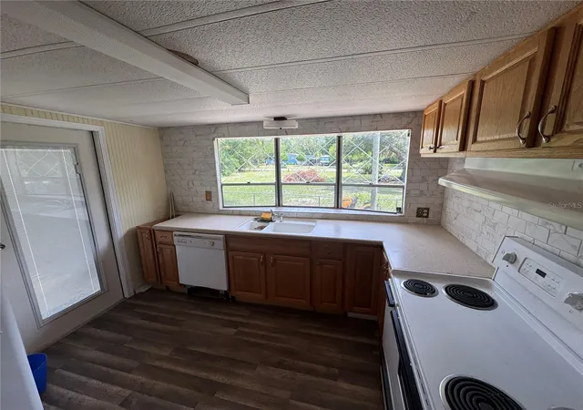 3rd image of 11351 S Ann Pt, Homosassa, FL 34448 | MLS# W7888070