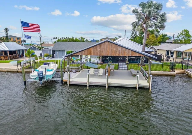 Photo 2 of Single family home for sale at 3422 W Shell Point Rd, Ruskin, FL 33570 | MLS# TB8533780 | Listing updated on 2026-09-28