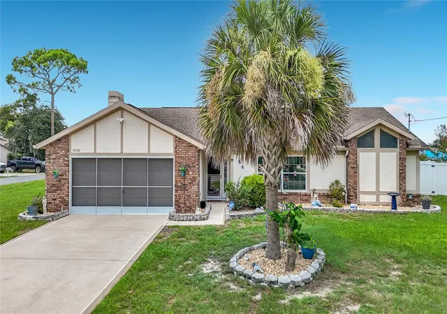 Photo 1 of Single family home for sale at 10433 Dunkirk Rd, Spring Hill, FL 34608 | MLS# W7888073 | Listing updated on 2026-09-06