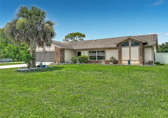 Photo 3 of Single family home for sale at 10433 Dunkirk Rd, Spring Hill, FL 34608 | MLS# W7888073 | Listing updated on 2026-09-06