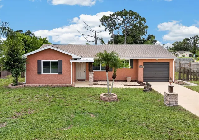 Photo 1 of Single family home for sale at 7582 Lyncrest St, North Port, FL 34287 | MLS# C7528958 | Listing updated on 2026-10-07