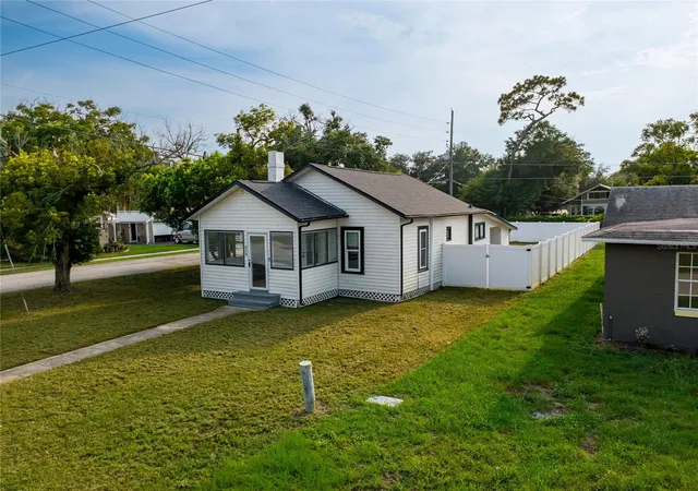 1st image of 624 Illinois Ave, Saint Cloud, FL 34769 | MLS# O6429090