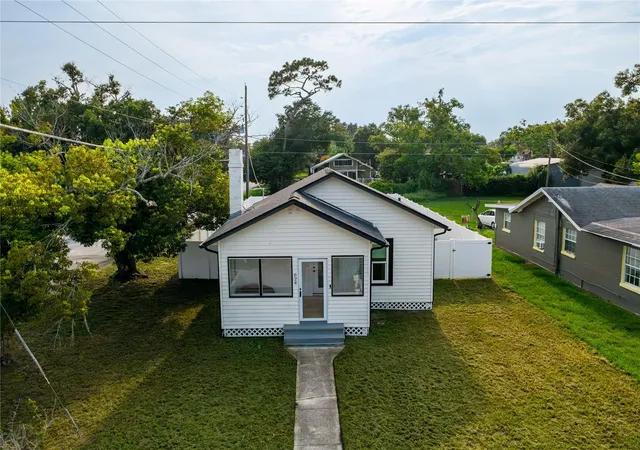 Photo 3 of Single family home for sale at 624 Illinois Ave, Saint Cloud, FL 34769 | MLS# O6429090 | Listing updated on 2026-09-16