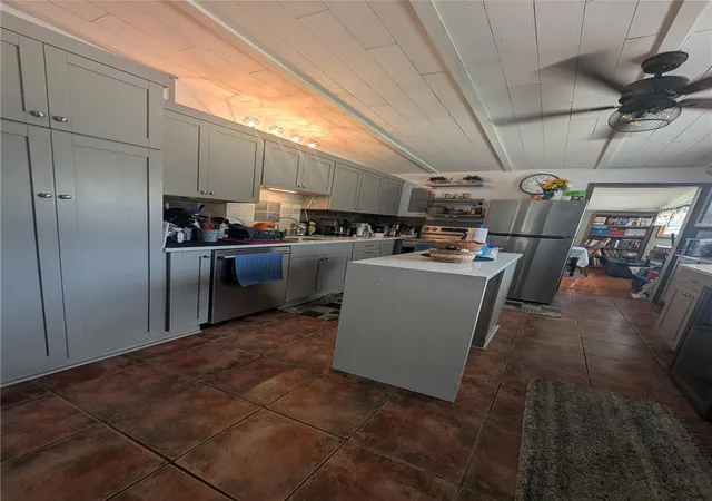 Photo 3 of Single family home for sale at 1529 W River Ln, Tampa, FL 33603 | MLS# TB8533809 | Listing updated on 2026-10-20