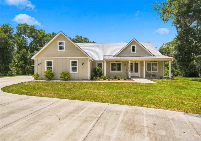 1st image of 32 N Shadow Wood Dr, Inverness, FL 34450 | MLS# W7888079