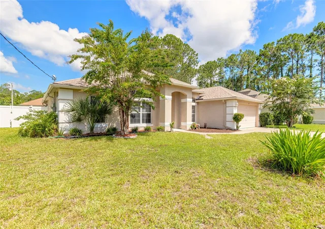 Photo 2 of Single family home for sale at 26 Edgely Ln, Palm Coast, FL 32164 | MLS# FC320291 | Listing updated on 2026-08-04