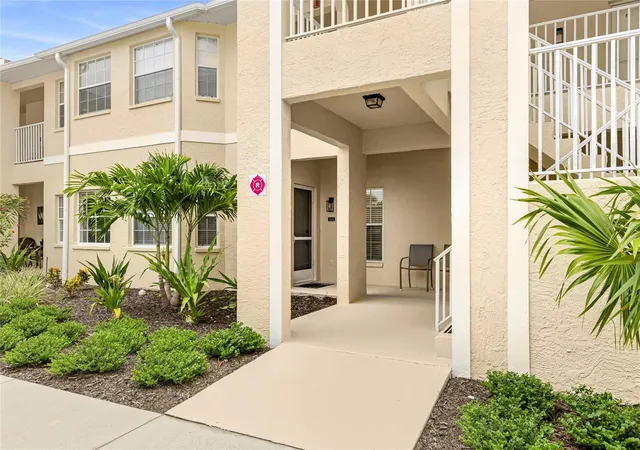 Photo 3 of Condo for sale at 5800 Sabal Tr Dr #105, North Port, FL 34287 | MLS# A4701427 | Listing updated on 2026-09-03