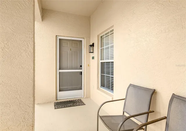Photo 3 of Condo for sale at 5800 Sabal Tr Dr #105, North Port, FL 34287 | MLS# A4701427 | Listing updated on 2026-09-03