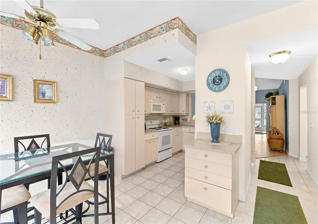 Photo 4 of Condo for sale at 5800 Sabal Tr Dr #105, North Port, FL 34287 | MLS# A4701427 | Listing updated on 2026-09-03