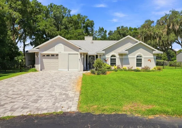 1st image of 1109 S Chateau Pt, Inverness, FL 34450 | MLS# TB8533820