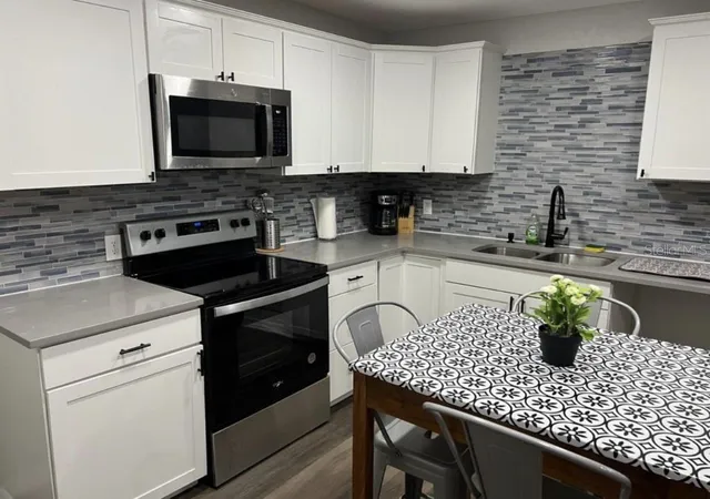 2nd image of 10015 Linda St, Gibsonton, FL 33534 | MLS# TB8533825