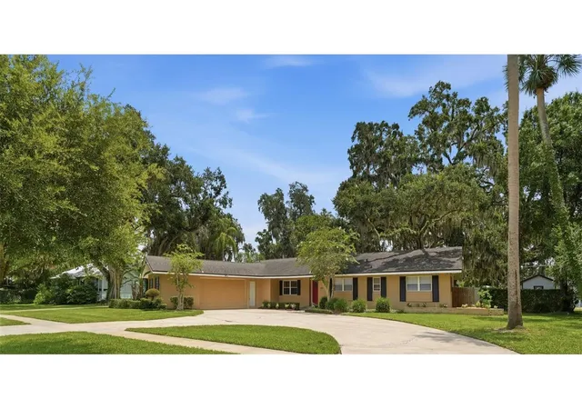2nd image of 421 Elliott Ave, Sanford, FL 32771 | MLS# V4950469