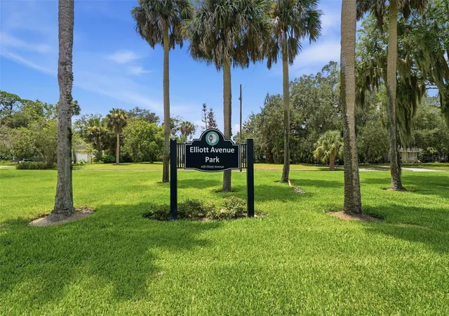 5th image of 421 Elliott Ave, Sanford, FL 32771 | MLS# V4950469