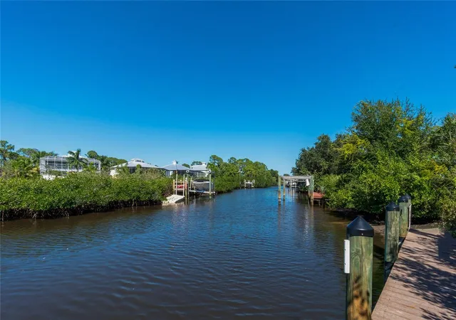 30th image of 71 Bull Bay Ln #71, Englewood, FL 34224 | MLS# D6148245