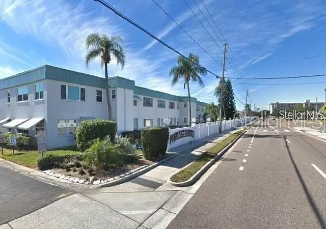 1st image of 5356 81st St N #15, Saint Petersburg, FL 33709 | MLS# TB8533840