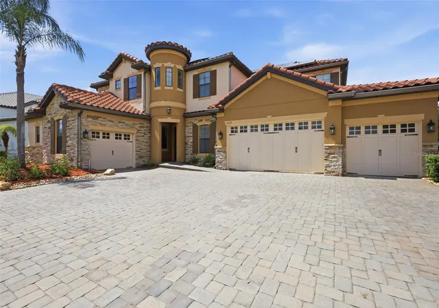 Photo 3 of Mansion for sale at 5229 Waterside Vista Ln, Saint Cloud, FL 34771 | MLS# O6429142 | Listing updated on 2026-08-07