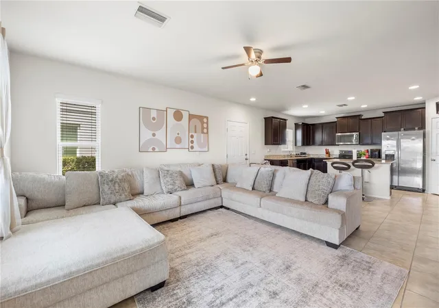 Photo 3 of Townhouse for sale at 9335 American Hickory Ln, Riverview, FL 33578 | MLS# TB8533858 | Listing updated on 2026-09-08