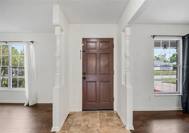 Photo 3 of Single family home for sale at 4931 Tellson Pl, Orlando, FL 32812 | MLS# S5154625 | Listing updated on 2026-09-07