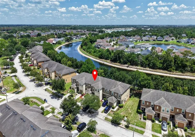 Photo 3 of Townhouse for sale at 6710 Holly Heath Dr, Riverview, FL 33578 | MLS# TB8533868 | Listing updated on 2026-10-02