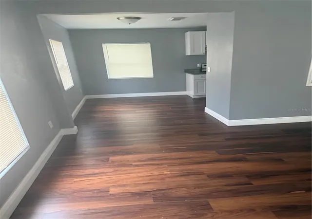 Photo 3 of Single family home for sale at 2615 E 28th Avenue, Tampa, FL 33605 | MLS# TB8533872 | Listing updated on 2026-09-15