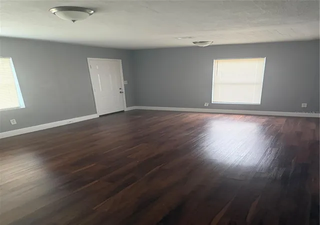 Photo 4 of Single family home for sale at 2615 E 28th Avenue, Tampa, FL 33605 | MLS# TB8533872 | Listing updated on 2026-09-15