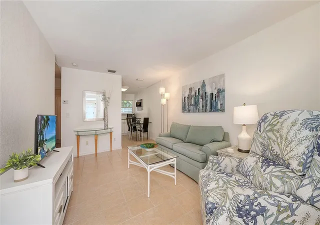 3rd image of 1749 Hillview St, Sarasota, FL 34239