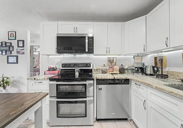 Photo 3 of Single family home for sale at 197 Rosedale Ave, Spring Hill, FL 34606 | MLS# TB8533879 | Listing updated on 2026-09-04