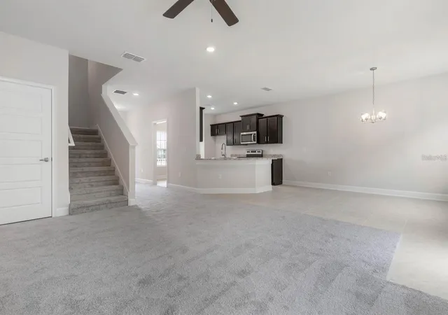 5th image of 9 Squirrel Pl, Palm Coast, FL 32164 | MLS# FC320300