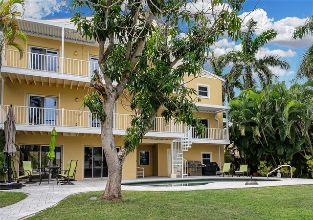 4th image of 614 Norton St, Longboat Key, FL 34228 | MLS# TB8533896