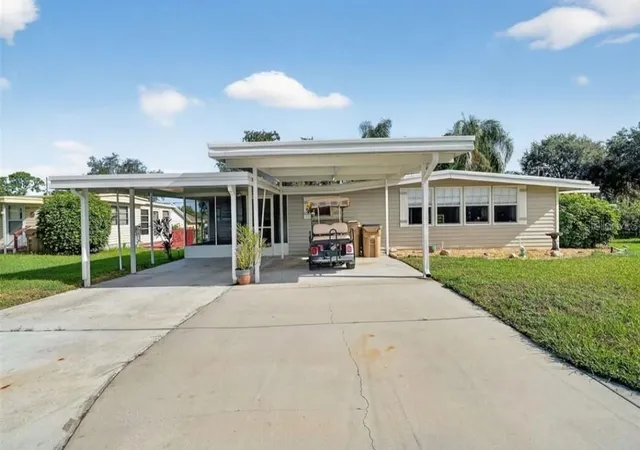 Photo 1 of Manufactured home for sale at 11905 Linda Ave, Tavares, FL 32778 | MLS# O6429167 | Listing updated on 2026-09-30