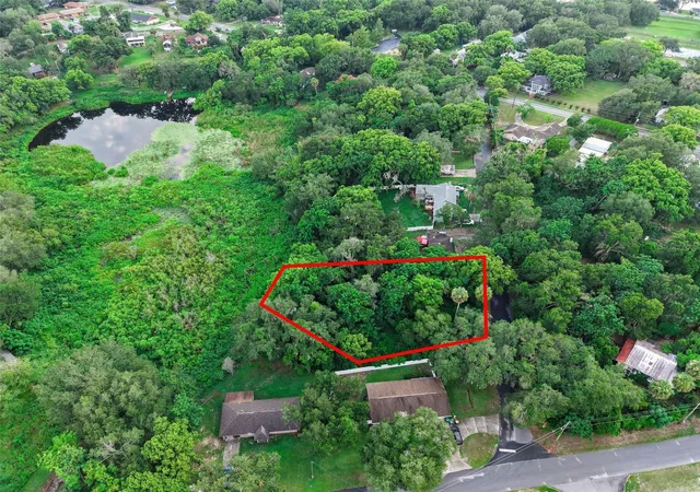 3rd image of E Fruitland St, Fruitland Park, FL 34731 | MLS# G5115711