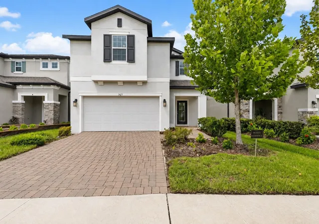 Photo 3 of Single family home for sale at 7421 Notched Pine Bnd, Wesley Chapel, FL 33545 | MLS# TB8533913 | Listing updated on 2026-09-03
