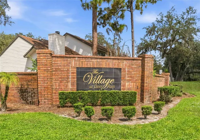 Photo 3 of Townhouse for sale at 4008 W Maryland Pl, Casselberry, FL 32707 | MLS# O6429194 | Listing updated on 2026-09-26