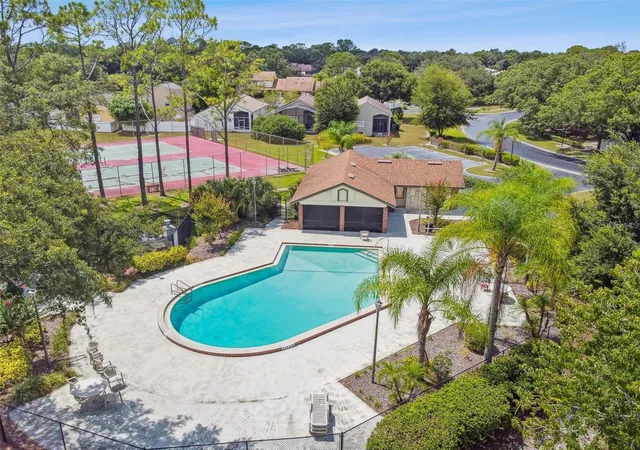 Photo 3 of Townhouse for sale at 4008 W Maryland Pl, Casselberry, FL 32707 | MLS# O6429194 | Listing updated on 2026-09-26